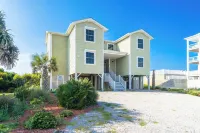 Oceanfront Updated 5BR Duplex. Dog friendly!