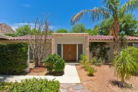 The Crest: Mid-Century Couples Retreat- Pool & Mountain Views - 2 Beds #066151