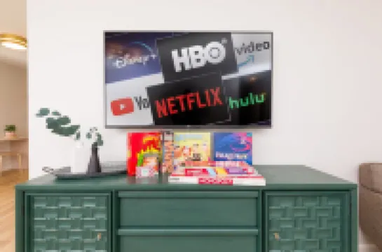 The Fika - Next to Lake Fayetteville Trail