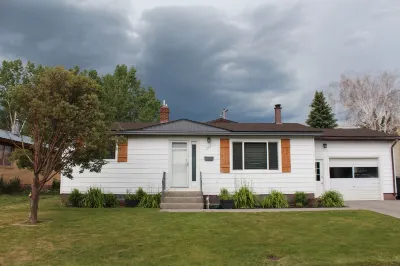 Cute and Clean House. Family Friendly!