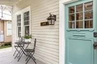 3 bedroom Luxury Cottage in Downtown and Near LSU