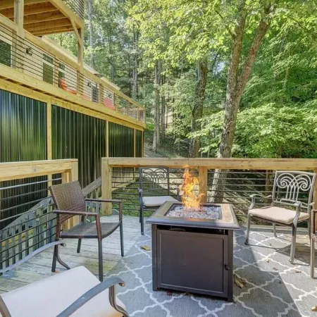 Lakefront Estate · Private Dock + Two Firepits · Sleeps 18