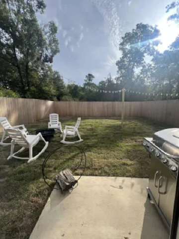 “The Magnolia Inn” A comfortable, clean, & cozy stay