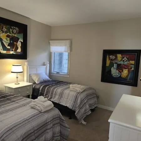 2br/2ba:  Million Dollar View from Luxury Condo on the Ridge.