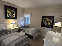 2br/2ba:  Million Dollar View from Luxury Condo on the Ridge.