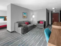Hampton Inn Phoenix-Biltmore Hotels near Encanto