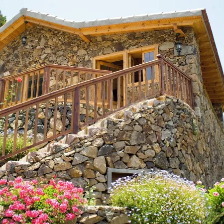 CASA RURAL BANDA DELAS ROSAS Hotels in Gomera