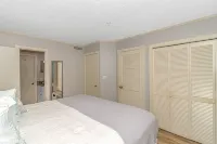 Perfect Beach Getaway, 1 BR, 1.5 Bath Condo at the Beautiful Ocean Creek Resort