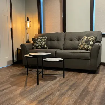 NEW, NEW, NEW!  Wabasha Downtown Studio 113 Pembroke Ave103