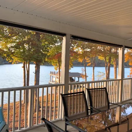 HUGE cove, DEEP water, KAYAKS, SUPs, fire pit & game room