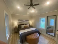 5-bedroom relaxing vacation home just 12 minutes to Grand Park and Six Pence