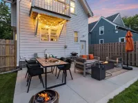 Charming Pet-Friendly 3-BR Home, Backyard, Firepit, A/C, Centrally Located