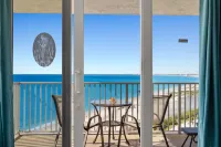 Welcome to Your Beachfront Oasis, Direct Gulf View, 1bd/1bth 11th Floor Condo.