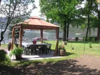 STUNNING LARGE APARTMENT WITH VIEW, GARDEN AND DIRECT ACCESS TO LAKE ORTA