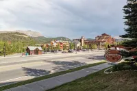 Perfect location in heart of Breck, base of peak 9, walking distance to Main St - 2-Sterne