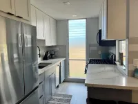 Kalama Terrace Renovated Retreat, Centrally Located with AC!