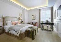Brava Suites by Zia Surabaya Hotels in Sukomanunggal