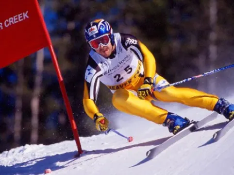 Retro-Economy Avon Townhouse w/ Sauna, Garage, FREE WiFi