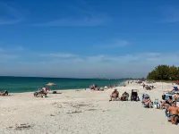 NOKOMIS BEACH BUNGALOW 229 15 mins walk to the beach