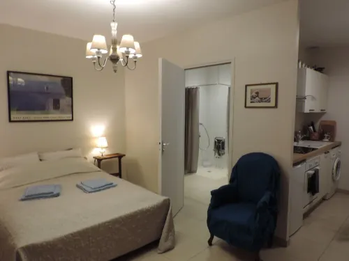 Independent studio 25m² 800 m from the sea