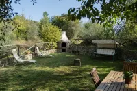 Farmhouse in the greenery of the Tuscany countryside with private pool and view