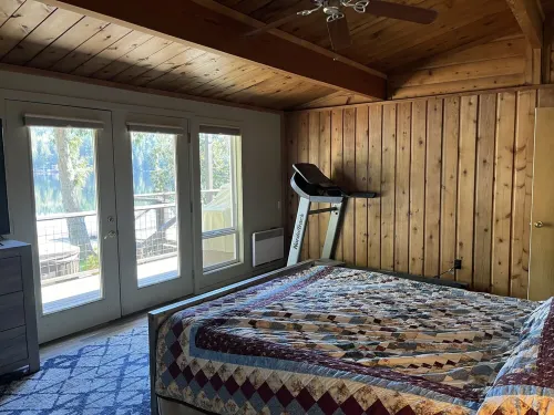 Loop Shore Inn on Lake Roesigner