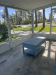 Cozy 2 Bedroom Englewood Home miles from the Beach