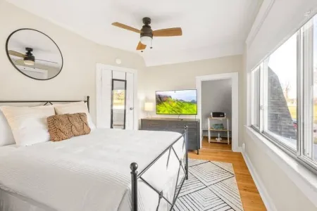 Charming Home Near Memorial Park