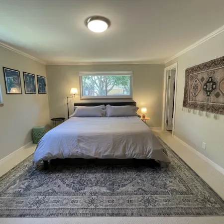 Mid-Century Modern Gem next to Trails, Ski Resorts and Downtown Ogden