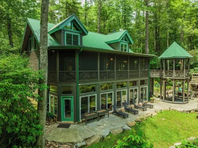New Luxe Lodge-3KingEnsuites-Lake/resort Access
