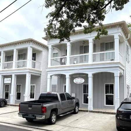 2Br with Balcony Near Biloxi Beach & One Block to Casinos! Downtown Darling