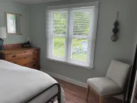 Charming One Bedroom Lake Erie Cottage in Geneva-On-The Lake Hotels near Adventure Zone
