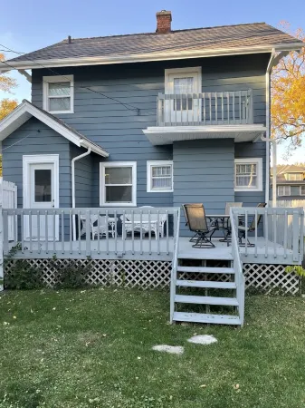 Charming 3 bed 1 bath home. 1 block to St. Mary's. 10 min walk to Mayo downtown. Отели рядом с достопримечательностью «Каскейд Медоу Уэтлендс»