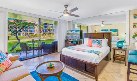 Papakea RESORT! - RENOVATED unit, GROUND FLOOR & steps to BEACH, POOL & BBQ