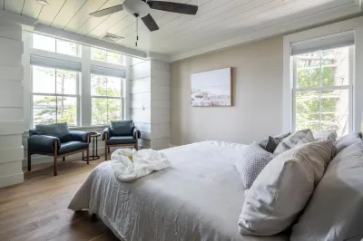 Winnipesaukee Lakefront Getaway with Private Dock