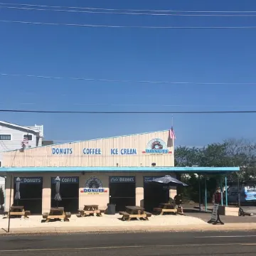 Adorable 2BR Condo on Long Beach Island LBI  in Ship Bottom. Beach Block!