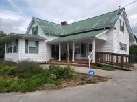 Lovely Farmhouse with beautiful views