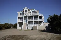 Foster Your Dreams Rodanthe Ocean & Sound Views, Pool, Hot Tub, Game Room - Uima-altaat