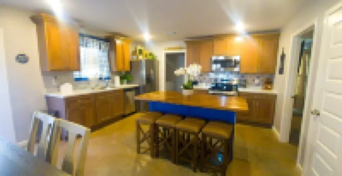 Pruett Place, In the middle of downtown w/parking. 帕拉古爾德酒店