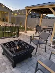 King Bed:Private Entry: Bedroom Hotels near Palm Valley Church (Goodyear Campus)