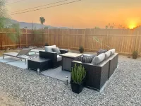 NEW! Joshua Tree Dream - A Modern Desert Spa Retreat - Homestays