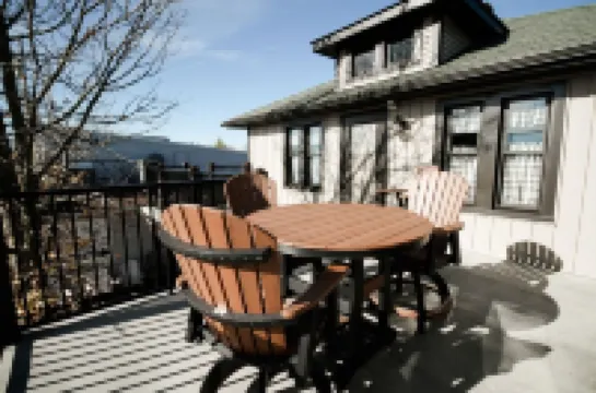 Wurthmann House Unit #1Your Home Away From Home