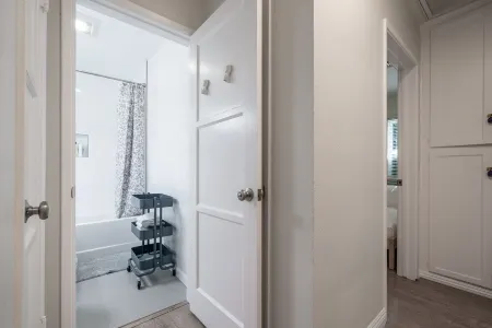 Garden Home  - Easy access to Tourist Attractions Отели рядом с достопримечательностью «Национальный исторический парк Лос Энсинос»