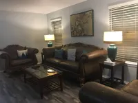 Cozy Modern 1 Bed 1 Bath next to Park!