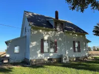 Charming 3-bedroom country house with AC and WiFi near Wilmington