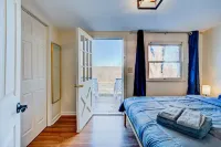 Poconos Mountain View Cottage Near Skiing, Hiking   NO CLEANING FEE!