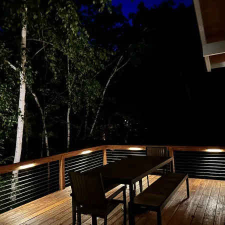 Modern Mountain Chalet Minutes from Skiing & Attractions