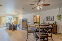 Cozy modern 2BR w/ workspace near Main St