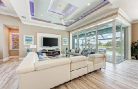 Luxury Waterfront Home with Heated Pool & Hot Tub – Punta Gorda