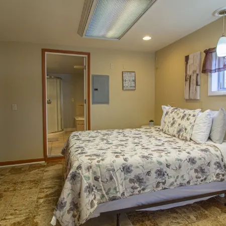 Stay In Ohiopyle by the trail with a jetted tub